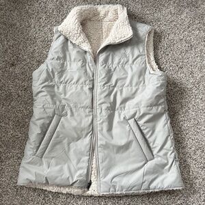 Reversible The North Face Vest Womens Large Gray Sherpa